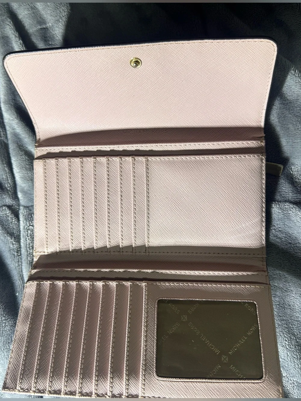 Michael Kors Light Pink Saffiano Wallet with Gold Logo